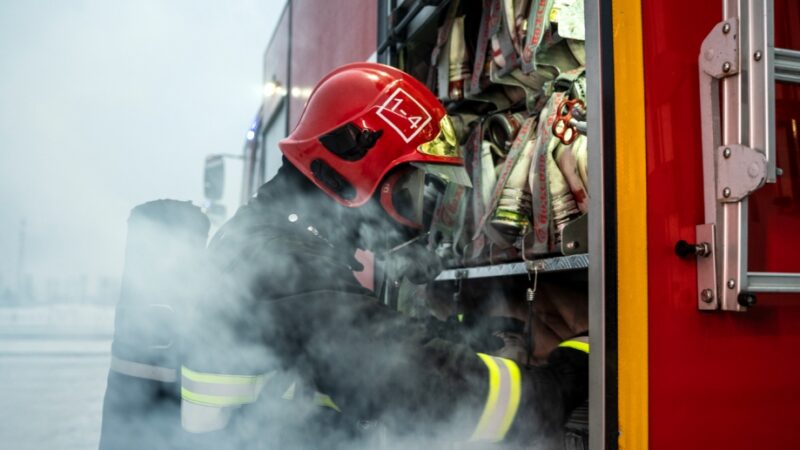 „Honorowa Wspinaczka 11 września 2023” – Strażacy z Hajnówki oddali hołd poległym kolegom
