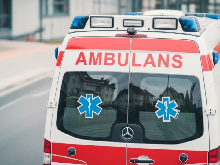 BEZPIECZNY SYLWESTER – JAK ZACHOWAĆ OSTROŻNOŚĆ Z FAJERWERKAMI?