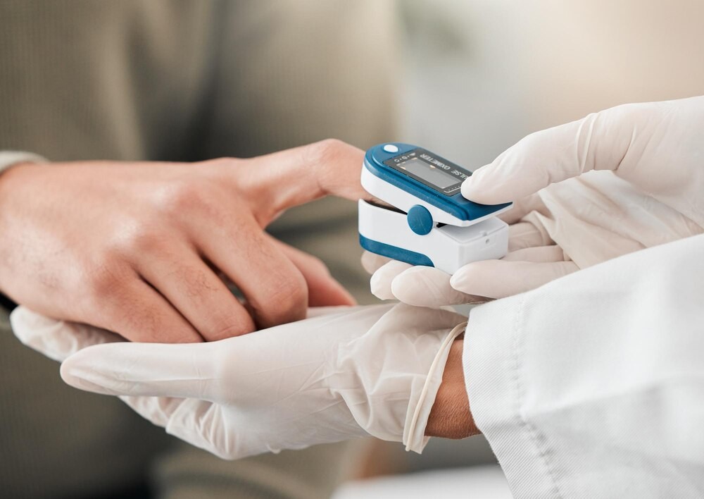 Policjanci uczą przewodników Białowieskiego Parku Narodowego pierwszej pomocy